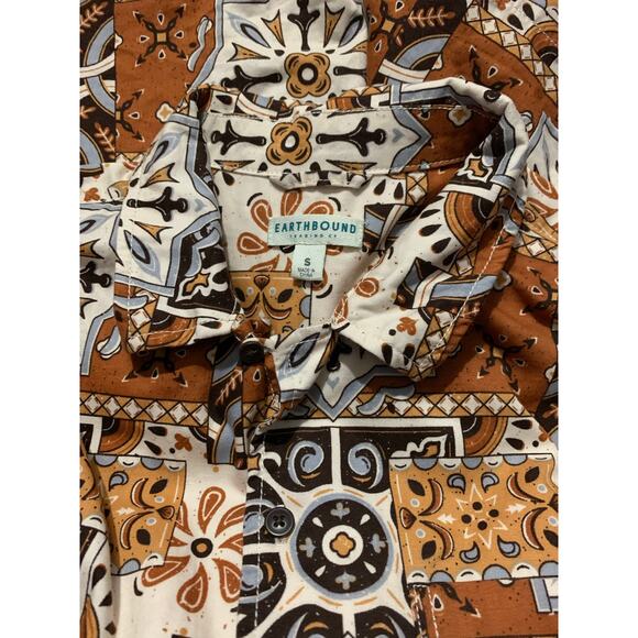 Earthbound button up shirt sz small - Picture 8 of 12